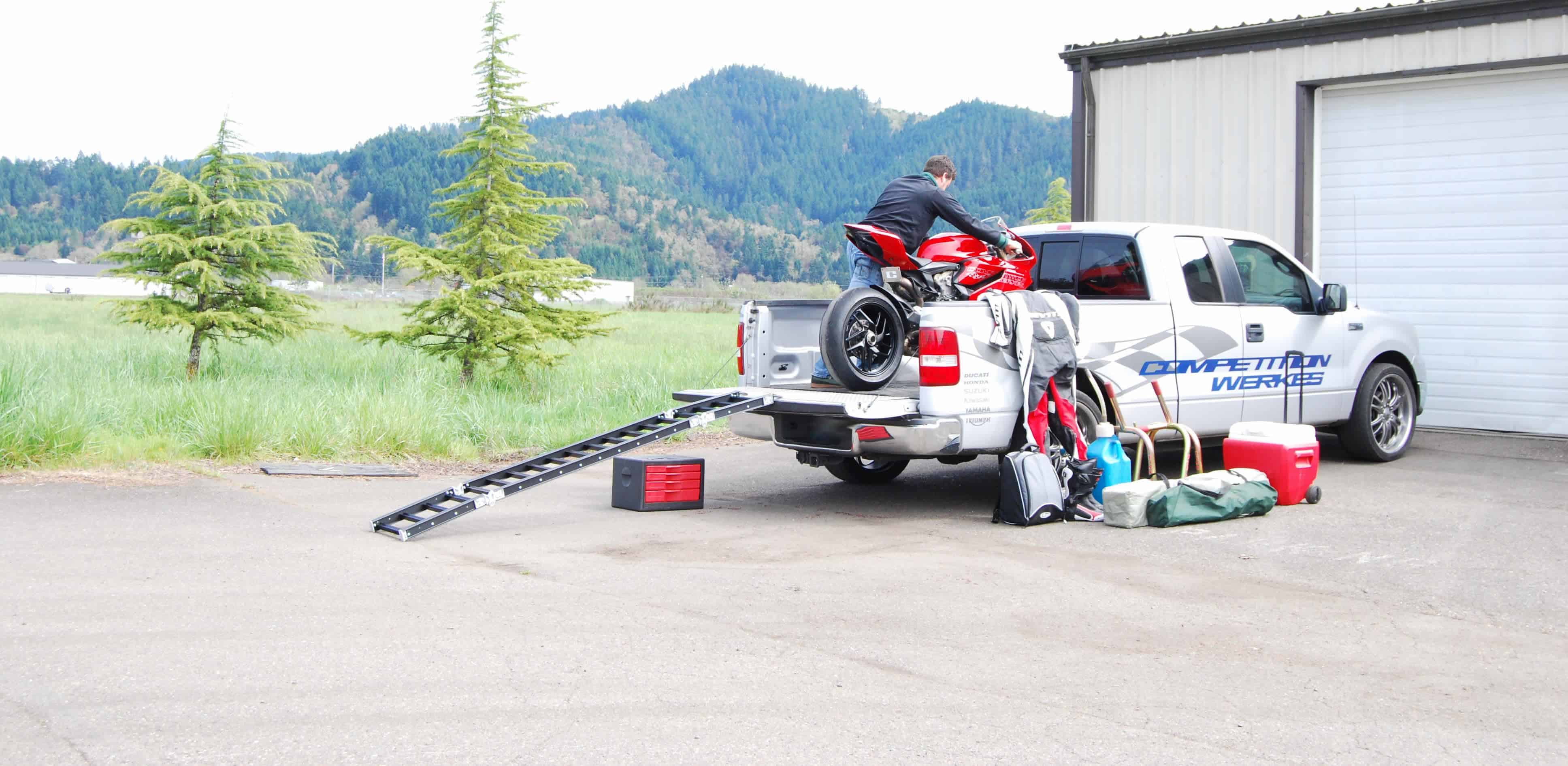 ReadyRamp Truck Bed Extender - ReadyRamp